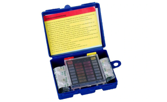 Tabletovy_tester_pro stanoveni_volneho_chloru_a_hodnoty_Ph